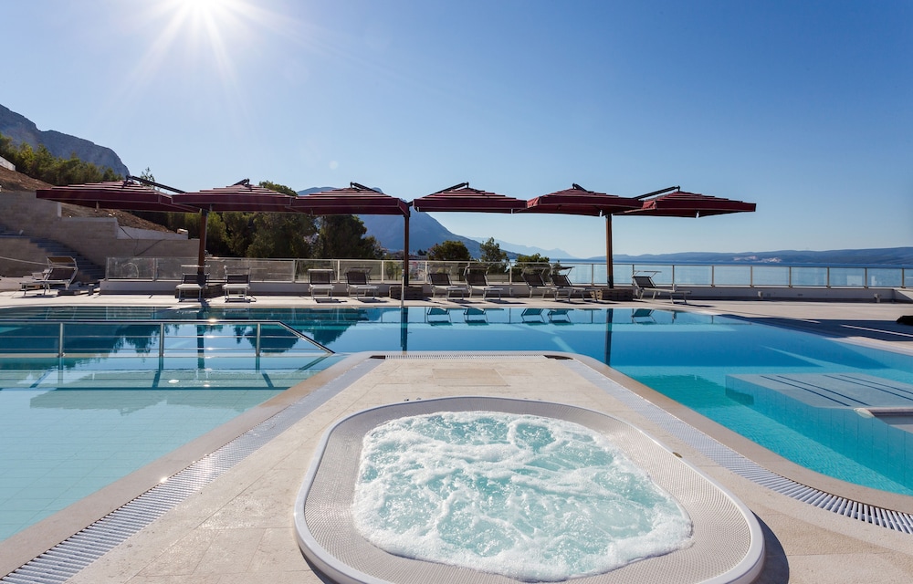 Hotel Plaza Duce — Swimming pool in Duće, Split-Dalmatia