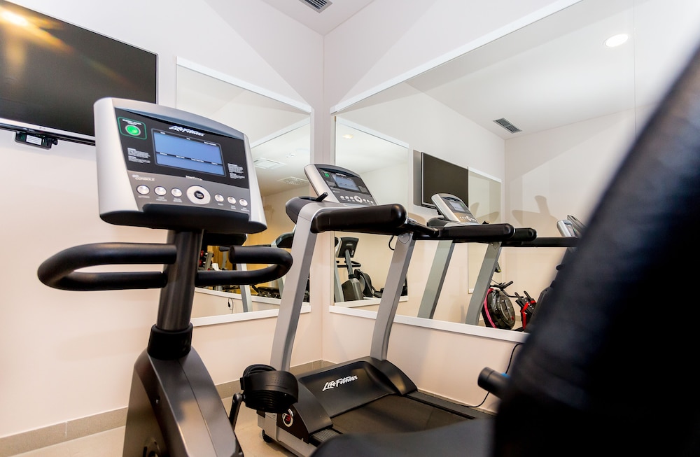 Hotel Plaza Duce — Sports & recreation in Duće, Split-Dalmatia