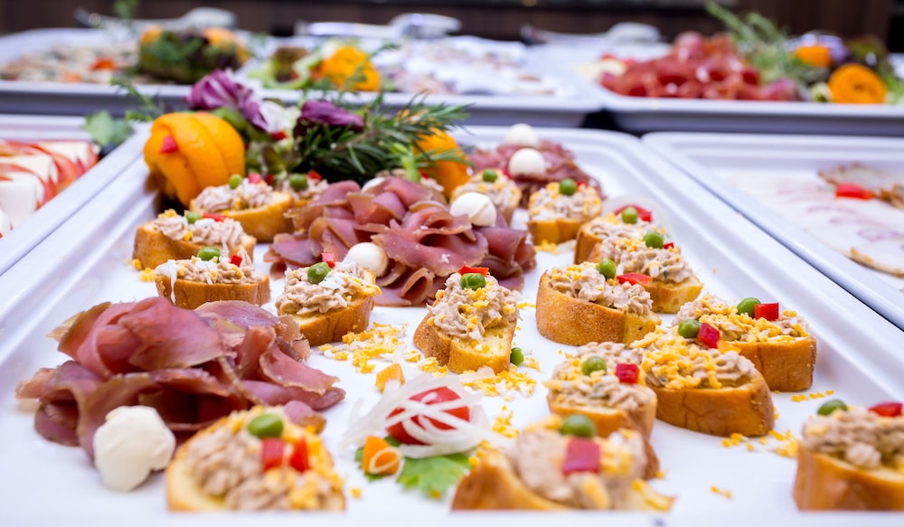 Hotel Plaza Duce — Restaurant & bars in Duće, Split-Dalmatia