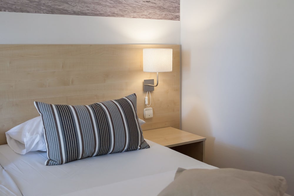 Hotel Villa Arausana & Antonina — Hotel rooms in Vodice, Šibenik-Knin