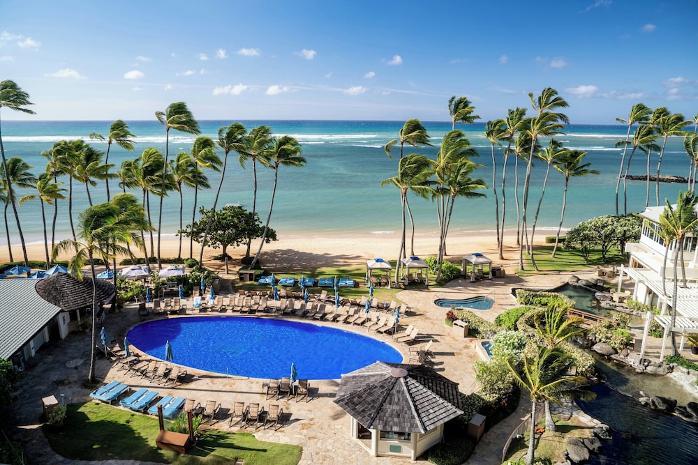 The Kahala Hotel & Resort — Swimming pool in Honolulu, Hawaii