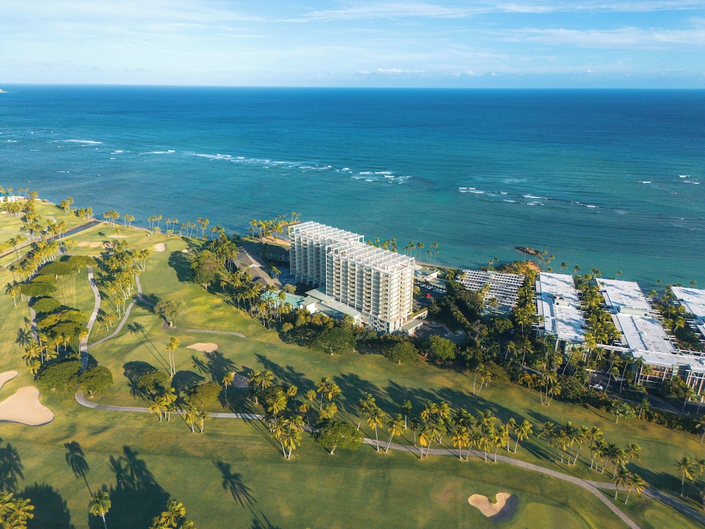 The Kahala Hotel & Resort — Hotel building in Honolulu, Hawaii
