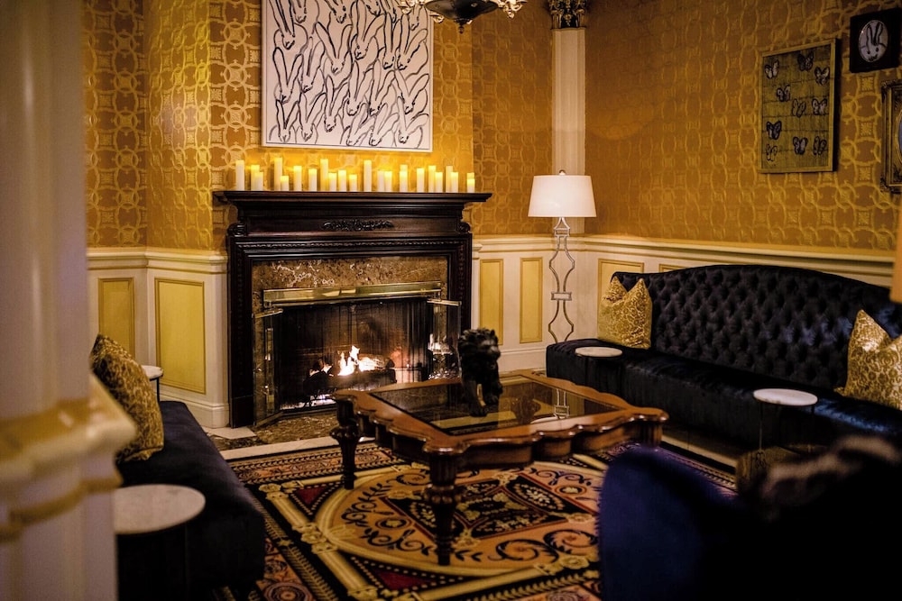 The Lenox Hotel Boston — Hotel rooms in Boston, Massachusetts