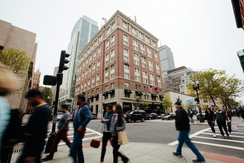 The Lenox Hotel Boston — Hotel building in Boston, Massachusetts