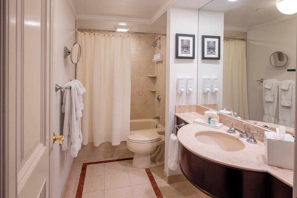 The Lenox Hotel Boston — Hotel rooms in Boston, Massachusetts