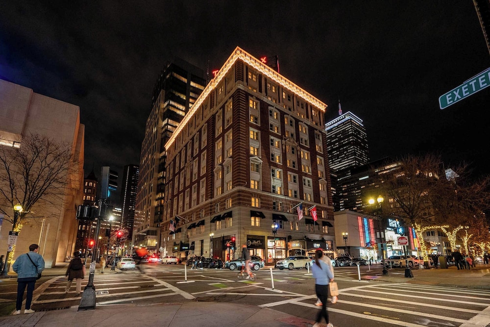 The Lenox Hotel Boston — Hotel building in Boston, Massachusetts