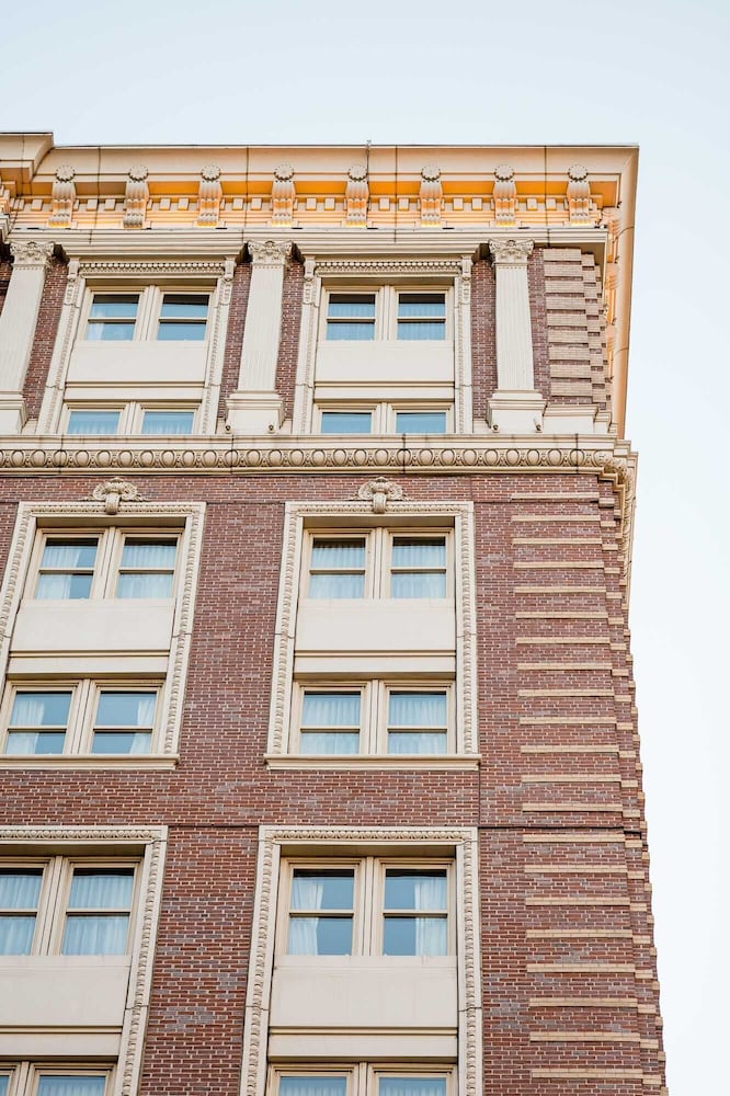 The Lenox Hotel Boston — Hotel building in Boston, Massachusetts