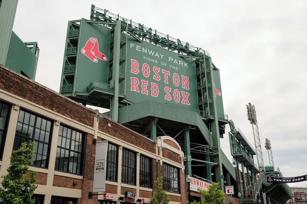 The Lenox Hotel Boston — Attractions in the area in Boston, Massachusetts