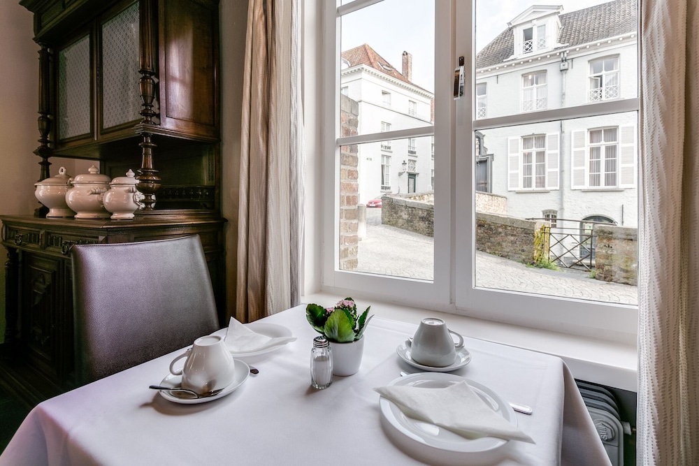 Bryghia Hotel — Restaurant & bars in Bruges, Flanders