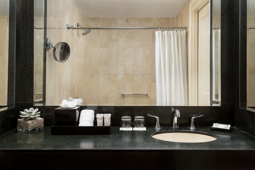 The Michelangelo New York — Hotel rooms in New York City, New York State