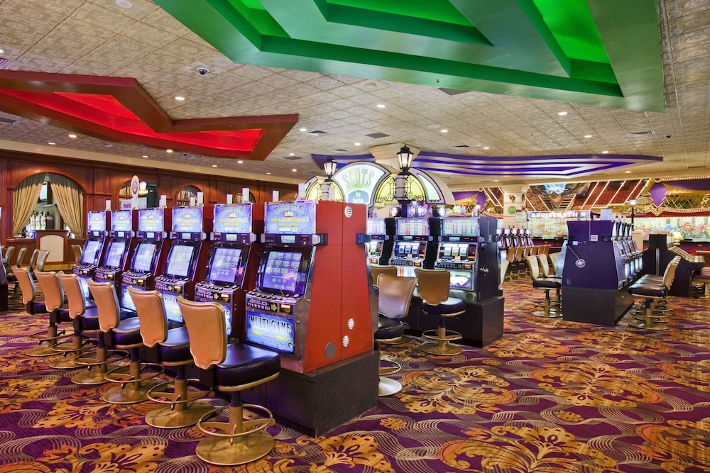 The Orleans Hotel & Casino — Restaurant & bars in Las Vegas, Nevada