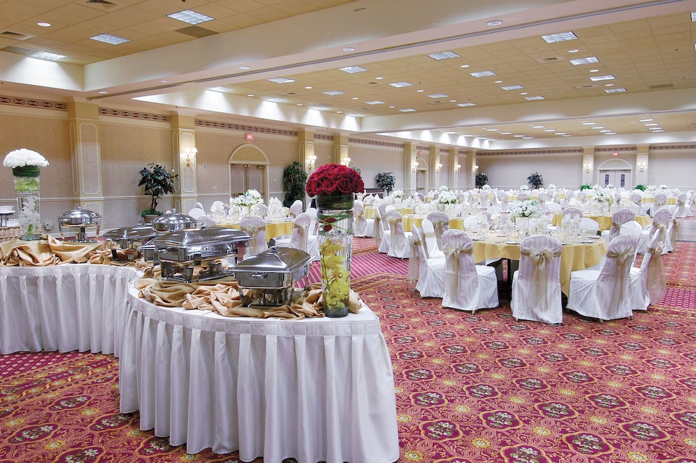 The Orleans Hotel & Casino — Restaurant & bars in Las Vegas, Nevada
