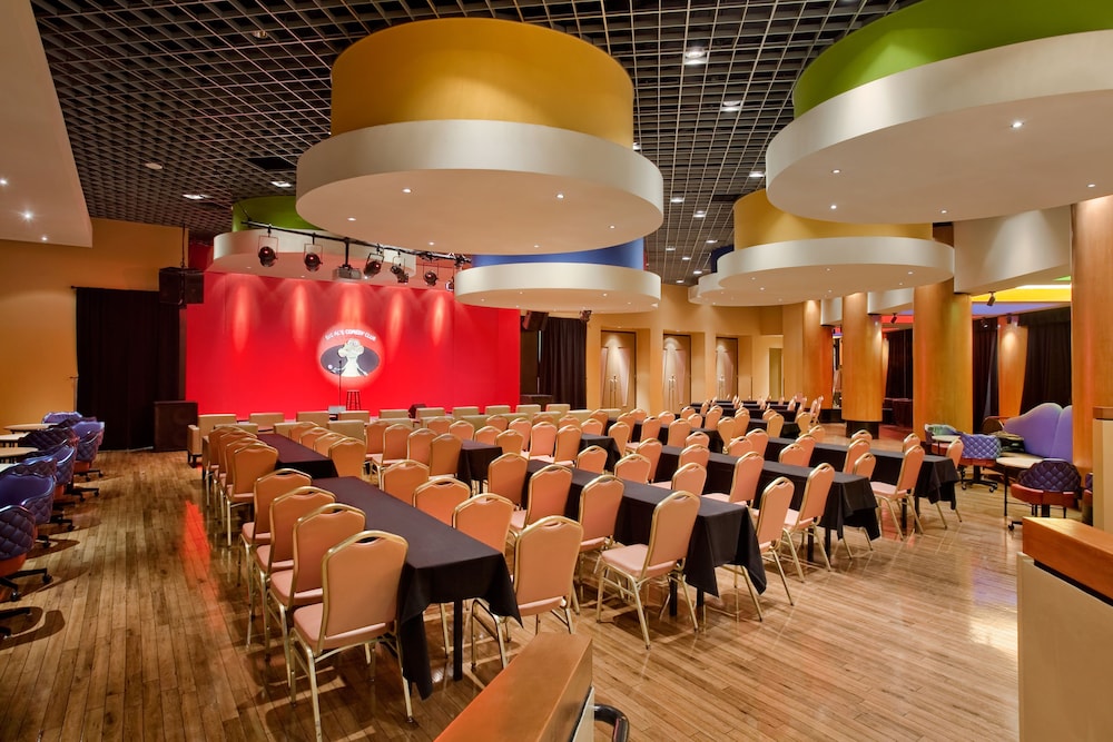 The Orleans Hotel & Casino — Restaurant & bars in Las Vegas, Nevada