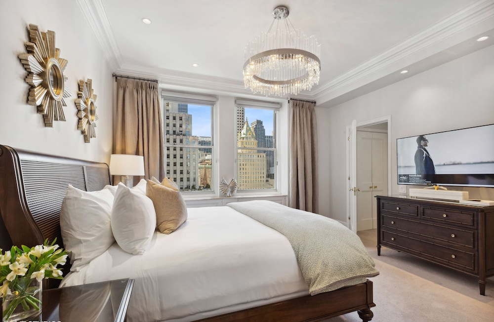 The Sherry Netherland — Hotel rooms in New York City, New York State