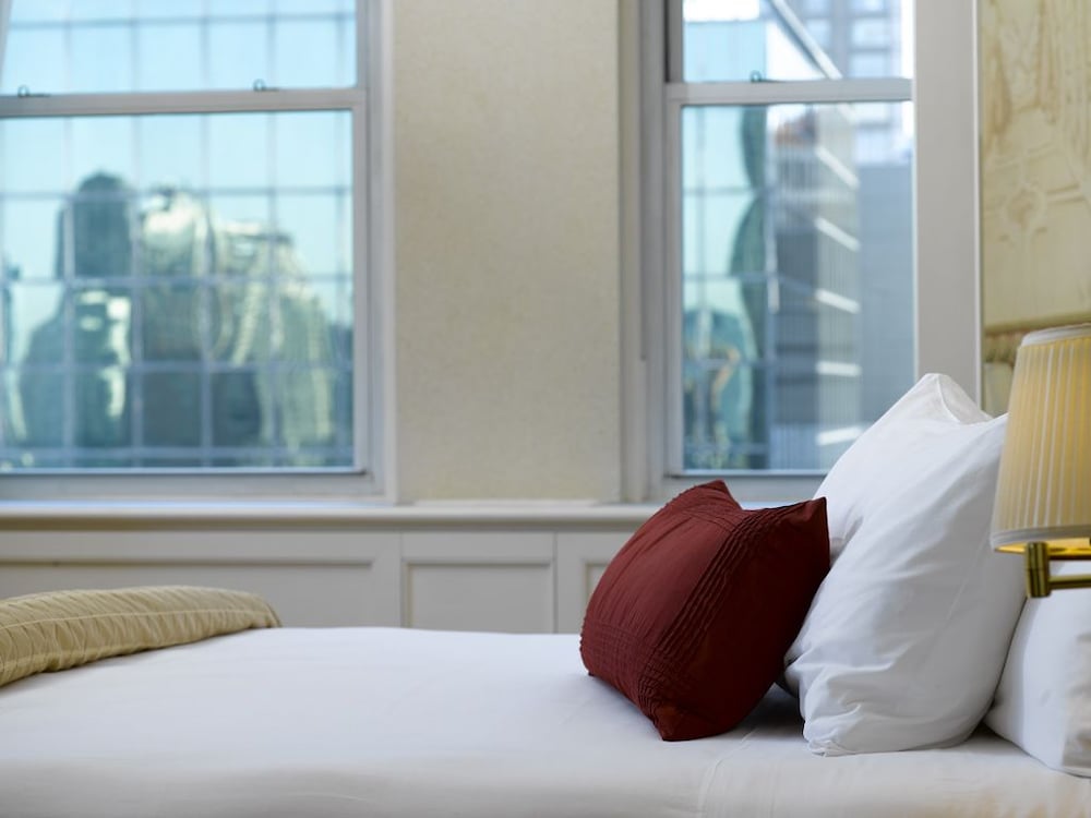 The Sherry Netherland — Hotel rooms in New York City, New York State