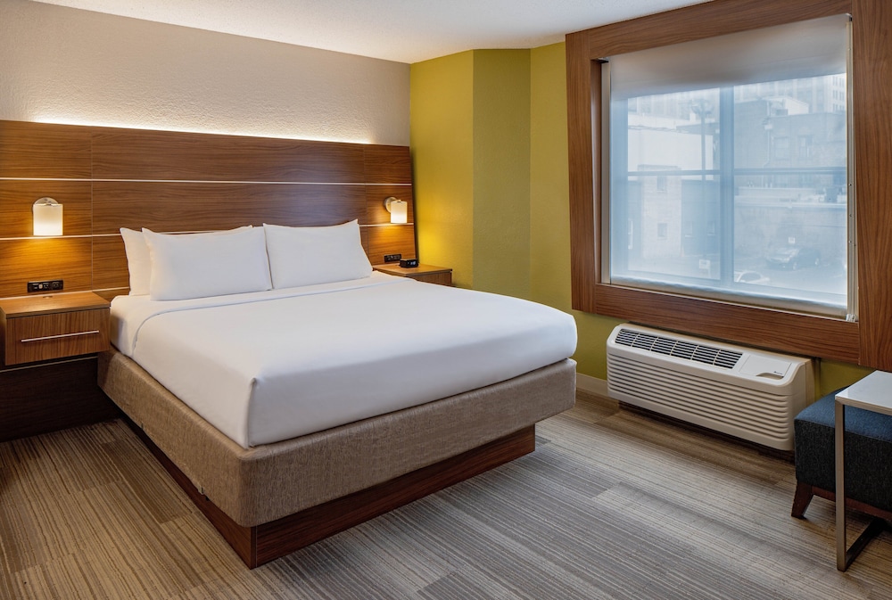 Holiday Inn Express New Orleans Downtown by IHG — Hotel rooms in New Orleans, Louisiana