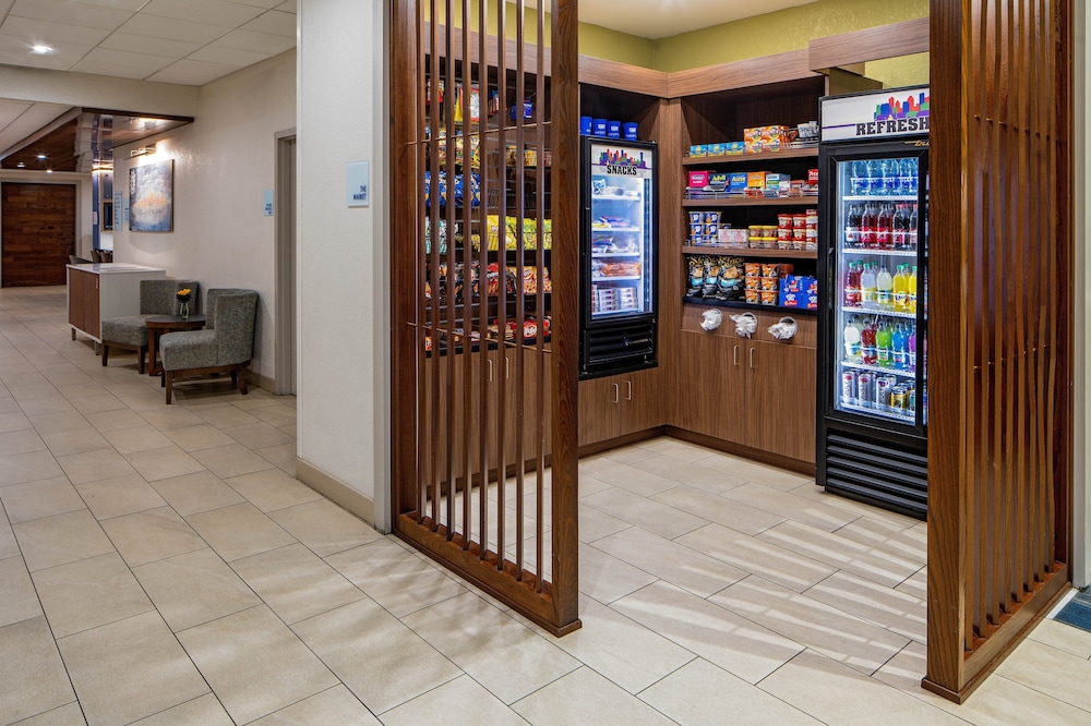 Holiday Inn Express New Orleans Downtown by IHG — Restaurant & bars in New Orleans, Louisiana