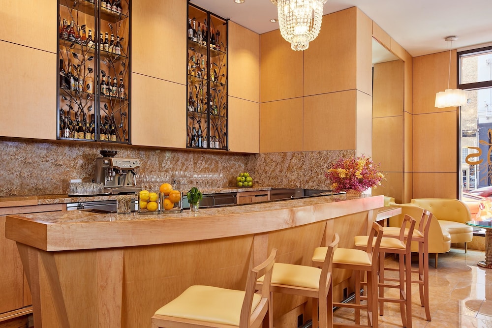 Orchard Garden Hotel — Restaurant & bars in San Francisco, California