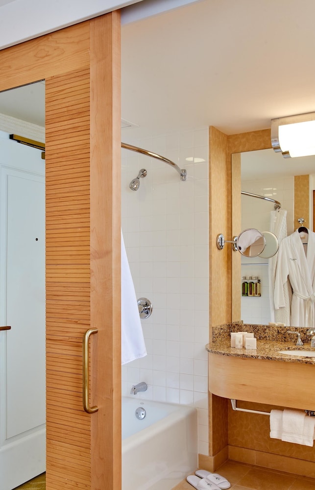 Orchard Garden Hotel — Hotel rooms in San Francisco, California