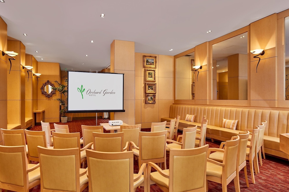 Orchard Garden Hotel — Restaurant & bars in San Francisco, California