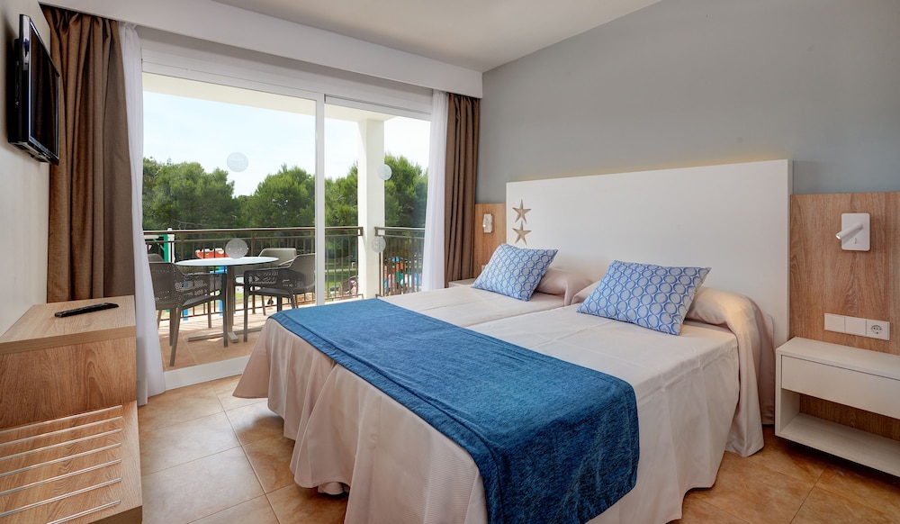 Hotel Cala d'or Playa — Hotel rooms in Cala d´Or, Balearic Islands
