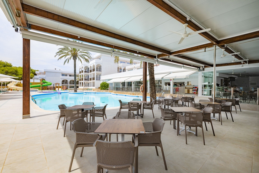Hotel Cala d'or Playa — Restaurant & bars in Cala d´Or, Balearic Islands