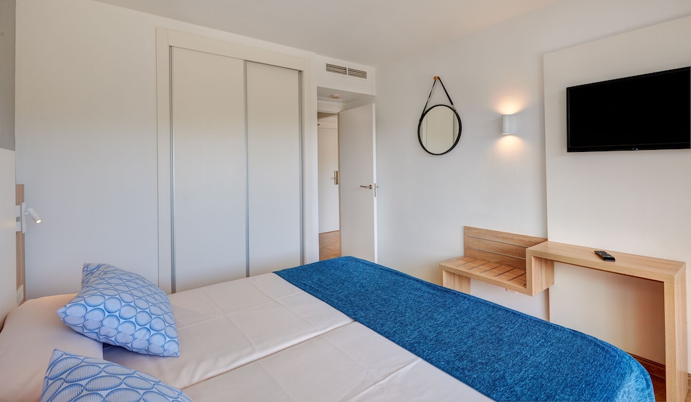 Hotel Cala d'or Playa — Hotel rooms in Cala d´Or, Balearic Islands