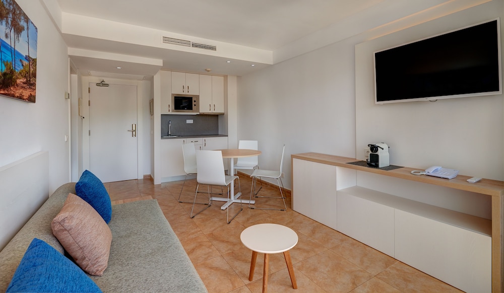 Hotel Cala d'or Playa — Hotel rooms in Cala d´Or, Balearic Islands