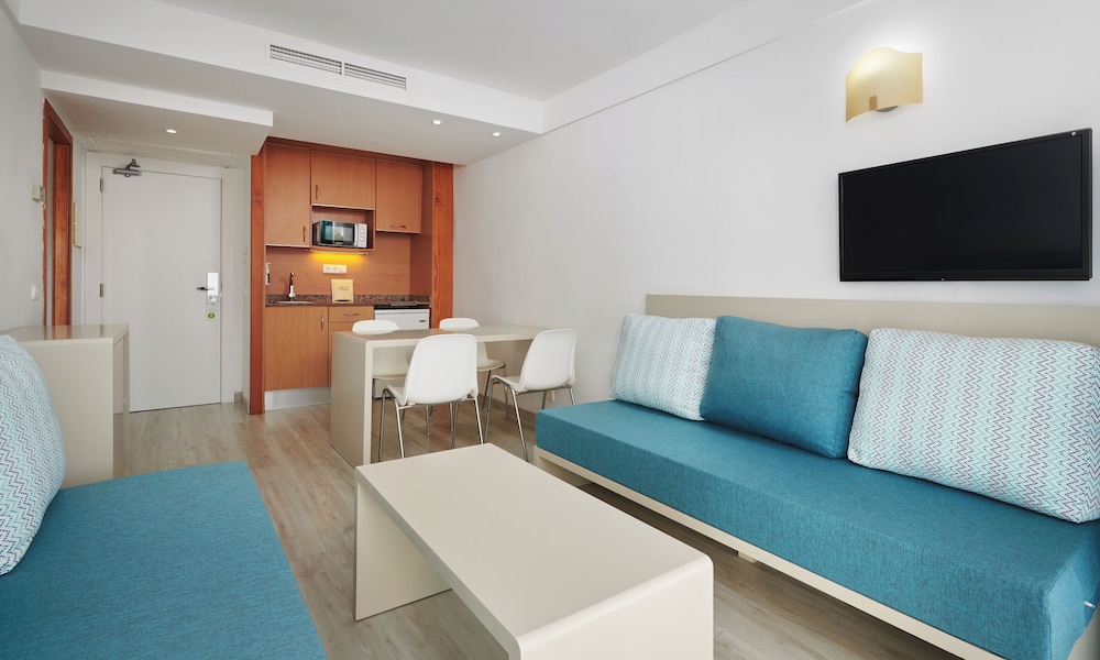 Hotel Cala d'or Playa — Hotel rooms in Cala d´Or, Balearic Islands