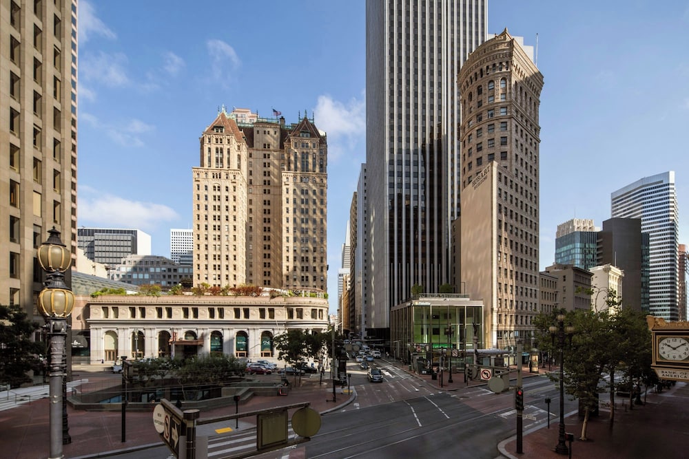 Palace Hotel, a Luxury Collection Hotel, San Francisco — Hotel building in San Francisco, California