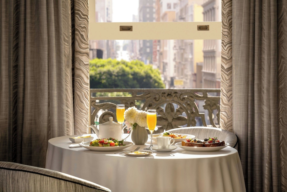 Palace Hotel, a Luxury Collection Hotel, San Francisco — Restaurant & bars in San Francisco, California