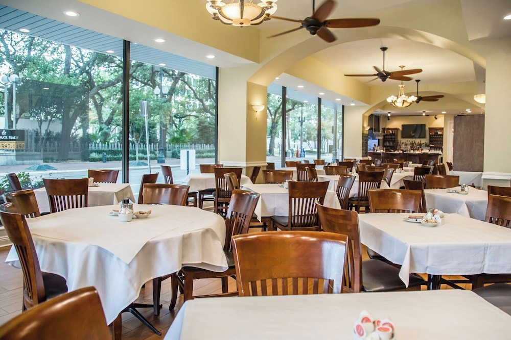 Blake Hotel New Orleans — Restaurant & bars in New Orleans, Louisiana