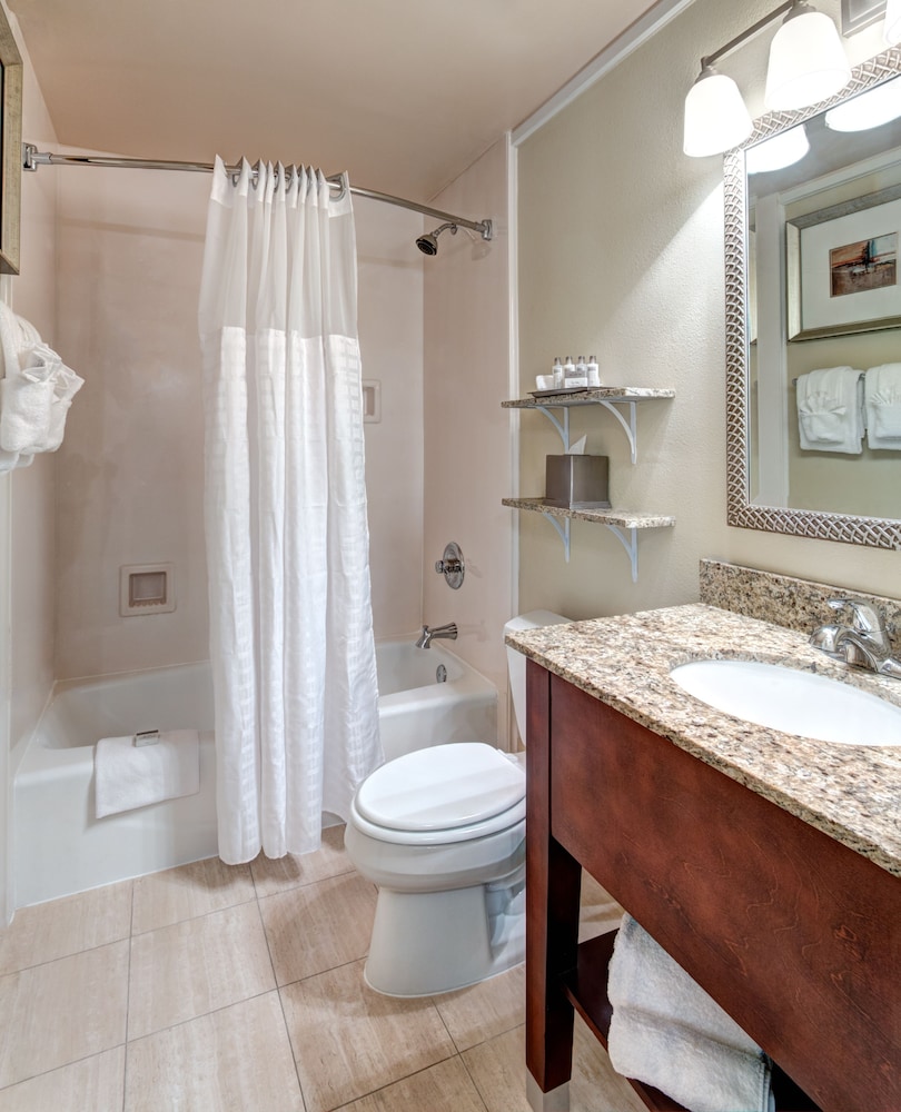 Blake Hotel New Orleans — Hotel rooms in New Orleans, Louisiana