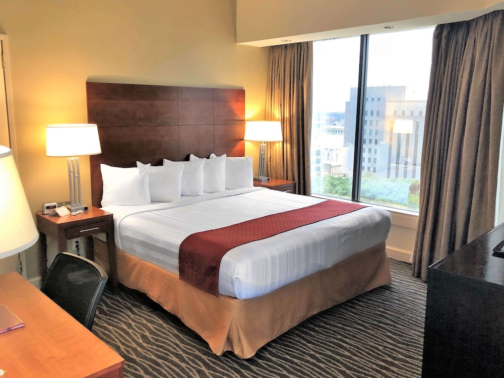 Blake Hotel New Orleans — Hotel rooms in New Orleans, Louisiana