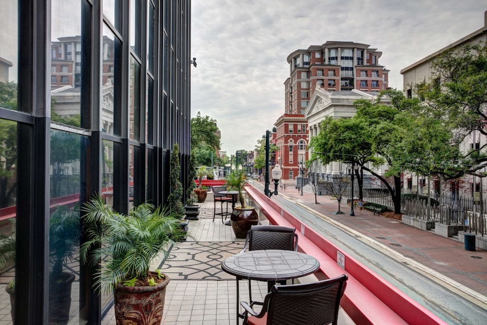 Blake Hotel New Orleans — Attractions in the area in New Orleans, Louisiana