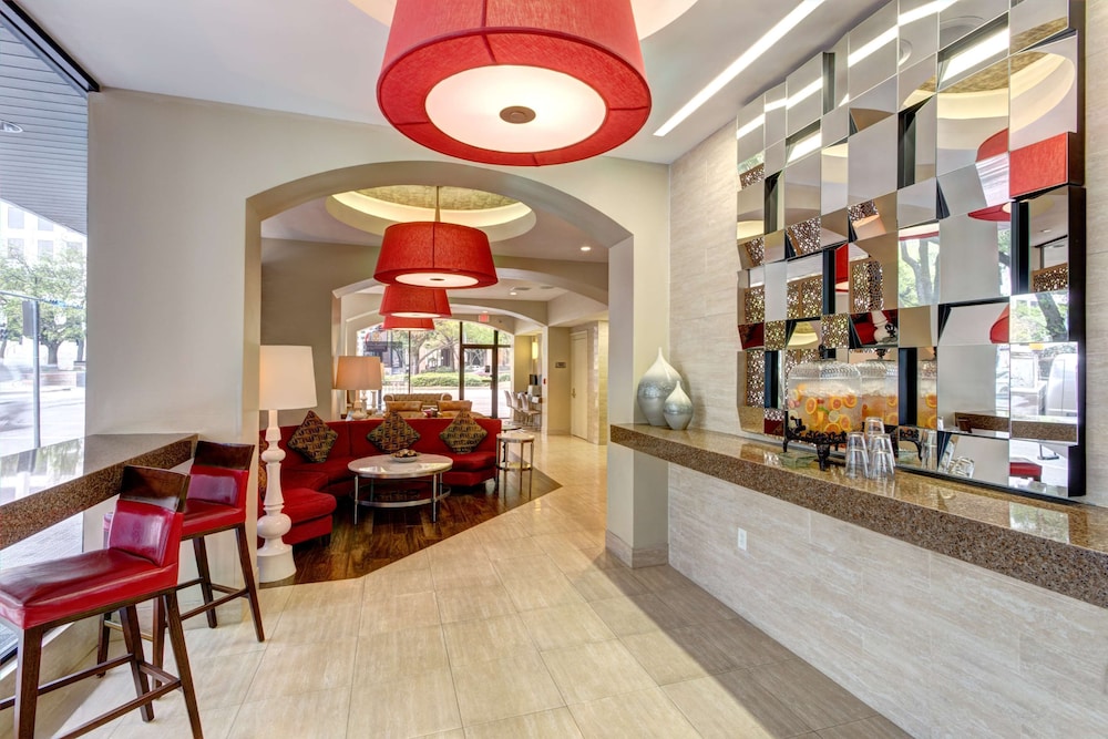 Blake Hotel New Orleans — Hotel building in New Orleans, Louisiana