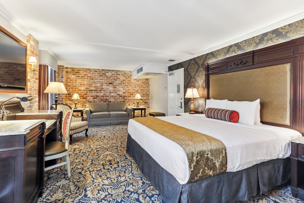 Place d'Armes Hotel — Hotel rooms in New Orleans, Louisiana