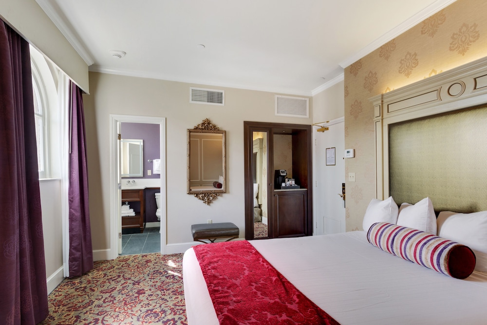 Prince Conti Hotel — Hotel rooms in New Orleans, Louisiana