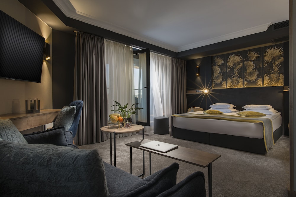 Rosslyn Thracia Hotel — Hotel rooms in Sofia, Sofia (province)