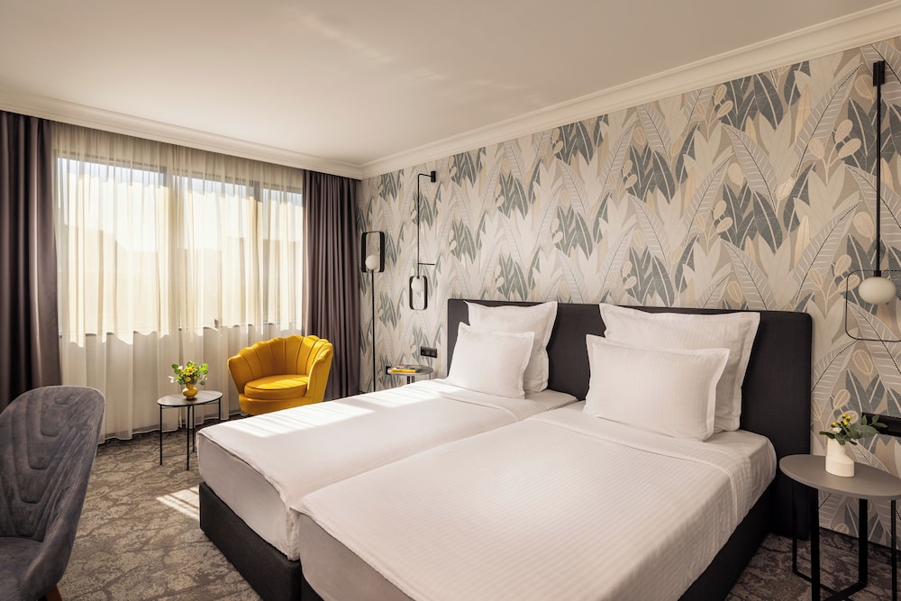 Rosslyn Thracia Hotel — Hotel rooms in Sofia, Sofia (province)