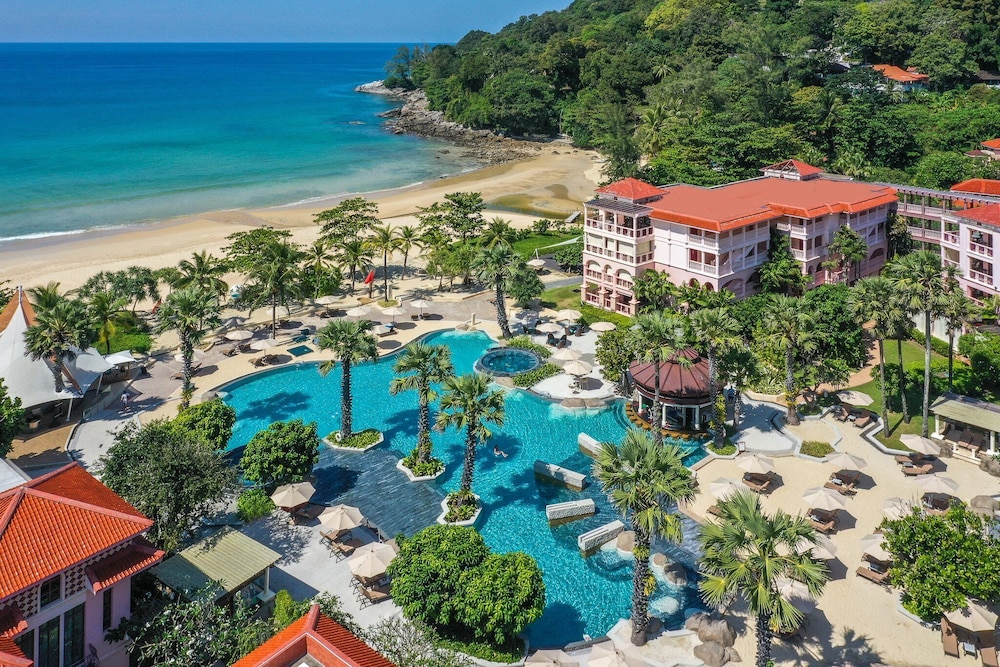 Centara Grand Beach Resort Phuket — Swimming pool in Karon, Phuket Province