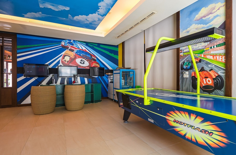 Centara Grand Beach Resort Phuket — Attractions for children in Karon, Phuket Province