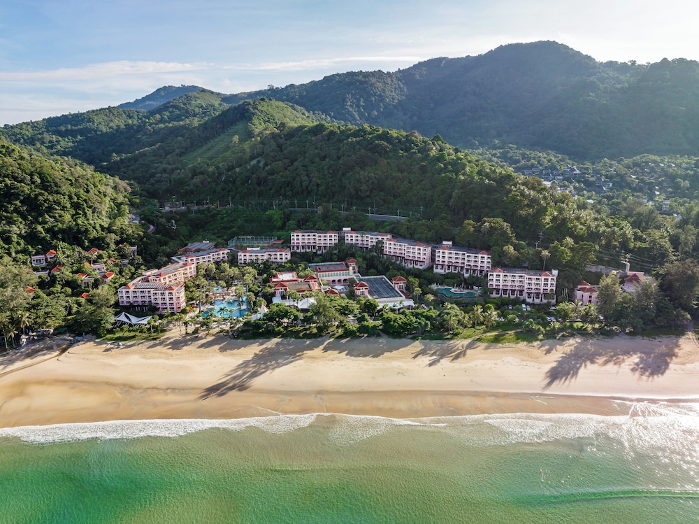 Centara Grand Beach Resort Phuket — Beach in Karon, Phuket Province
