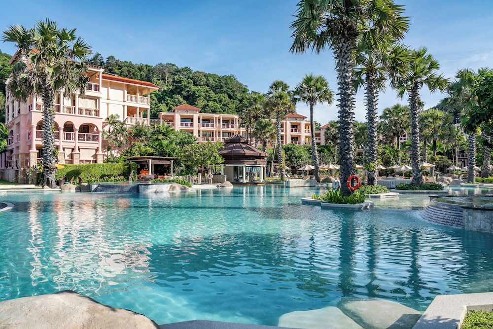 Centara Grand Beach Resort Phuket — Swimming pool in Karon, Phuket Province