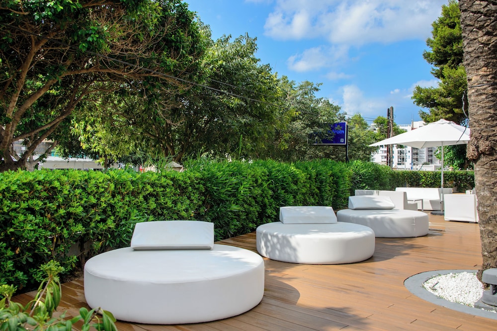 Hotel Vibra Mare Nostrum — Restaurant & bars in Playa d'en Bossa, Balearic Islands