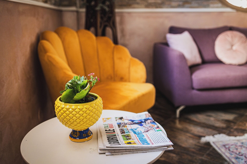 Hotel Alexander — Hotel rooms in Giardini Naxos, Sicily