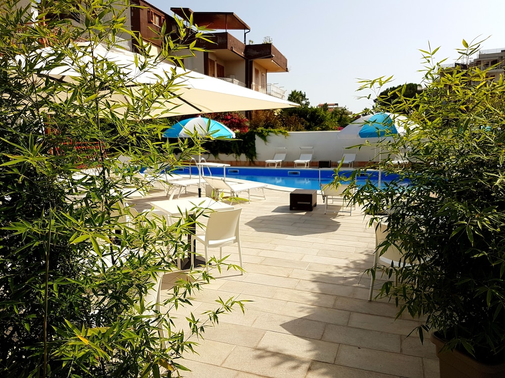 Hotel Alexander — Swimming pool in Giardini Naxos, Sicily