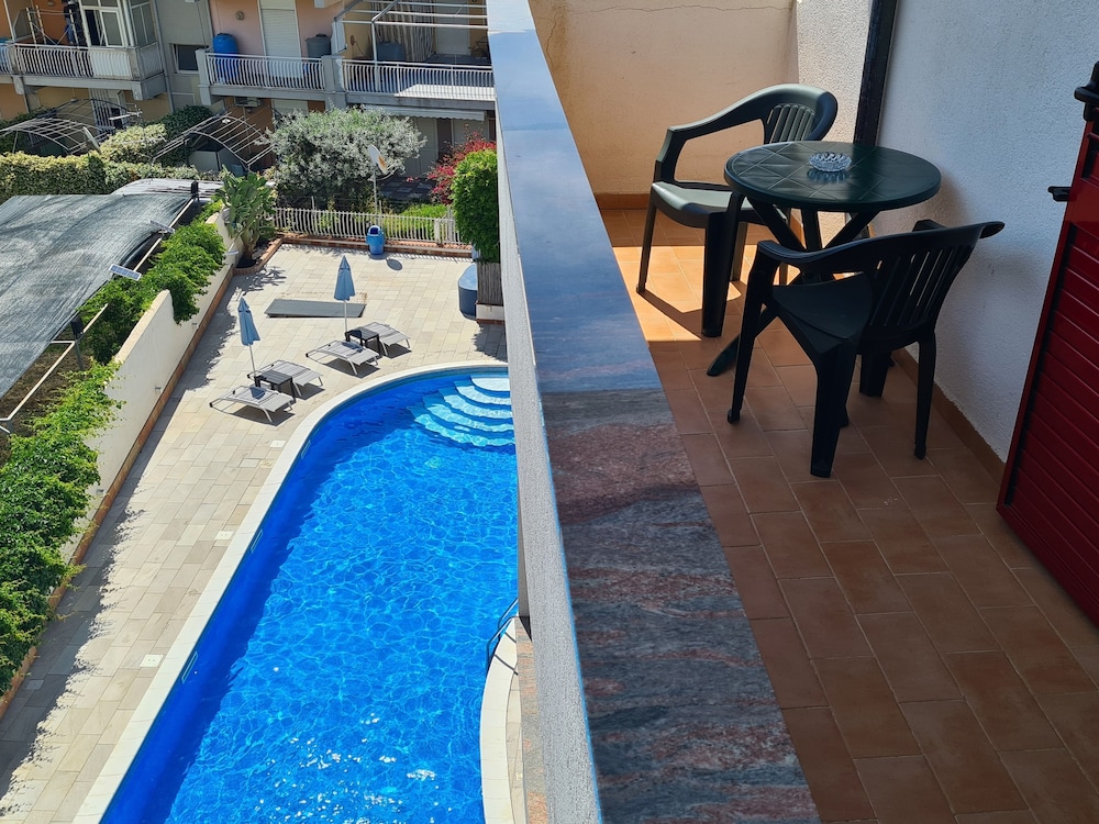 Hotel Alexander — Swimming pool in Giardini Naxos, Sicily