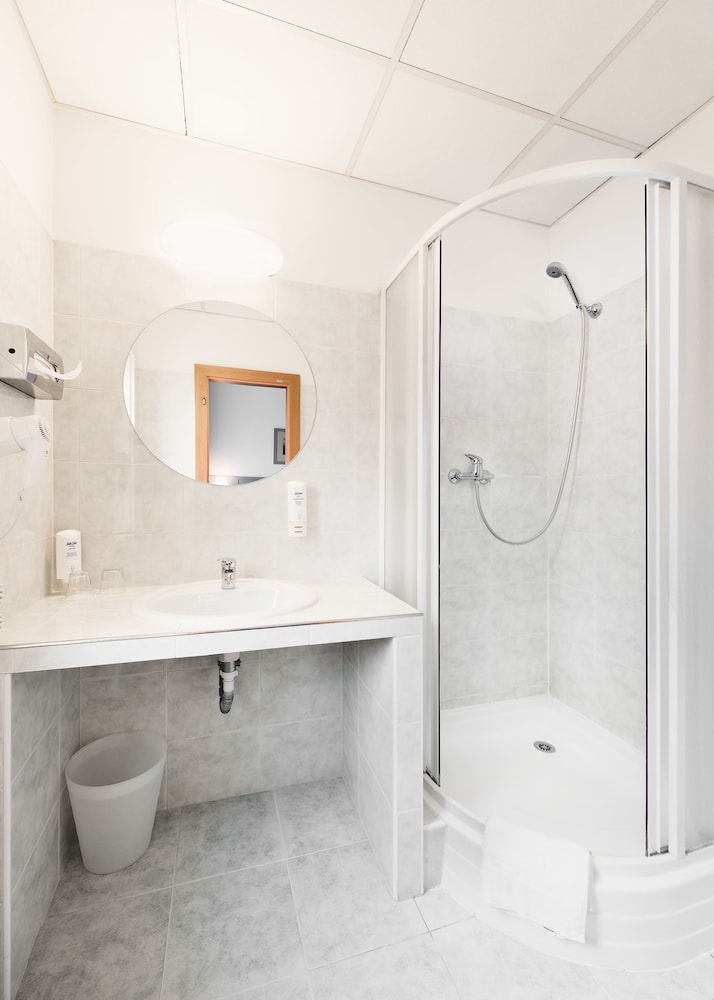 Central Hotel Prague — Hotel rooms in Prague, Prague