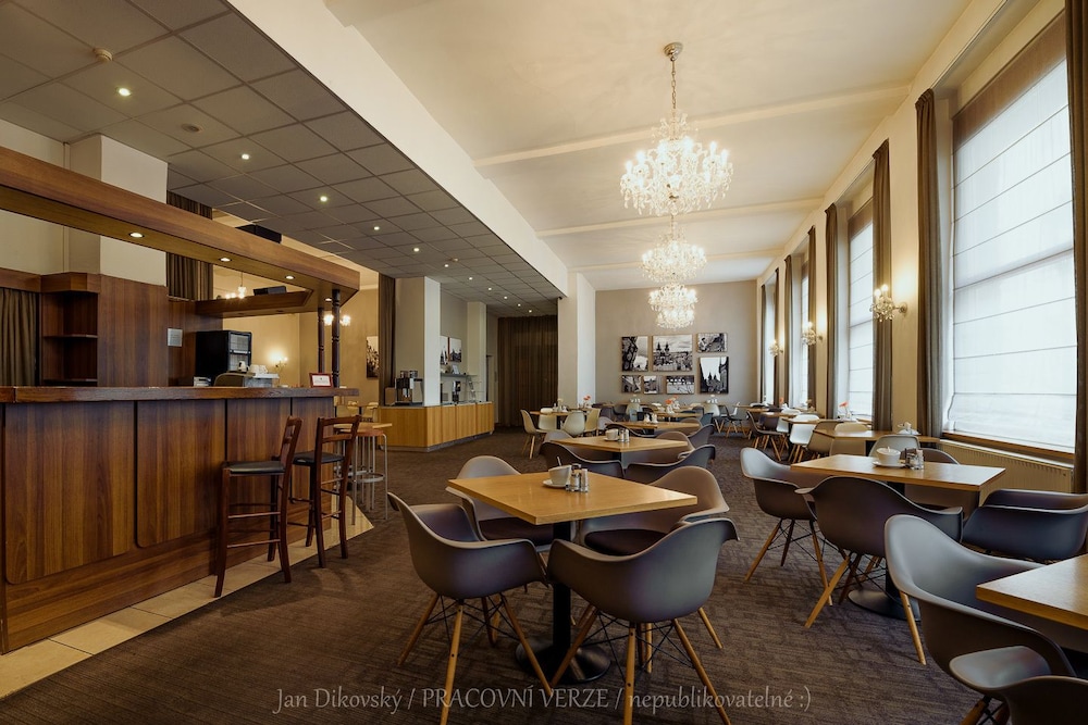 Central Hotel Prague — Restaurant & bars in Prague, Prague
